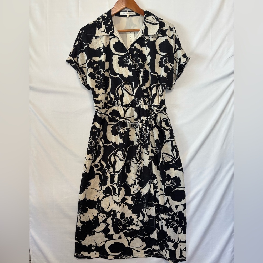 Black & Cream Floral Tie-Waist Dress